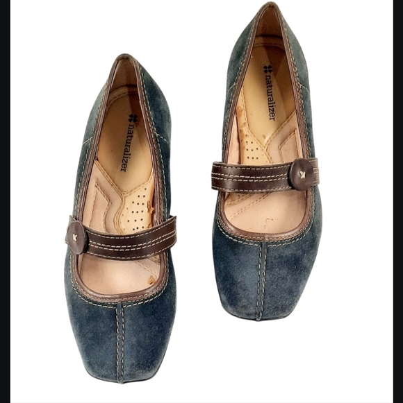Naturalizer Women's Referee Mary Jane flat. navy suede/brown leather trim Sz 6 - Picture 2 of 5